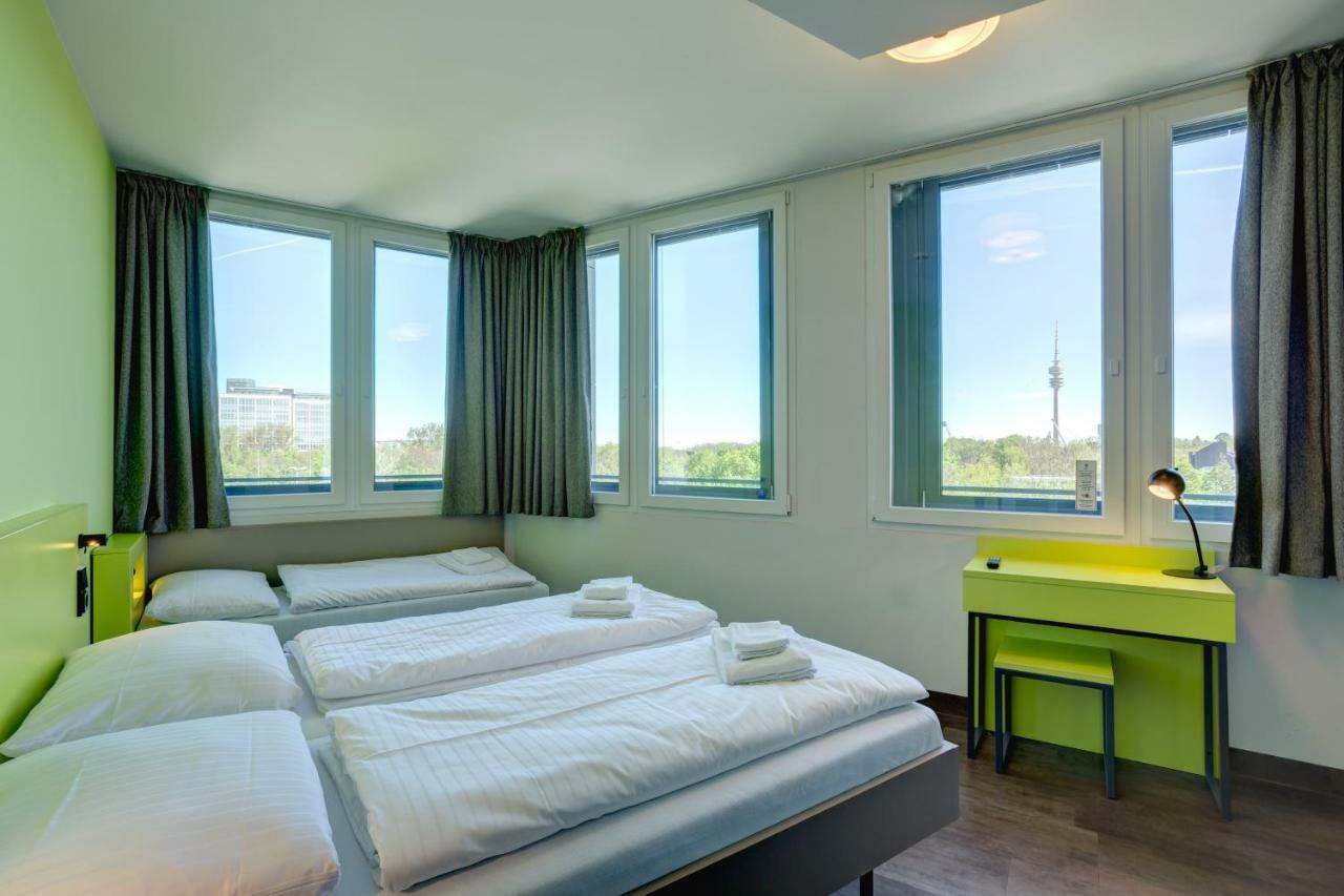 Meininger Hotel Muenchen Olympiapark Esterno foto