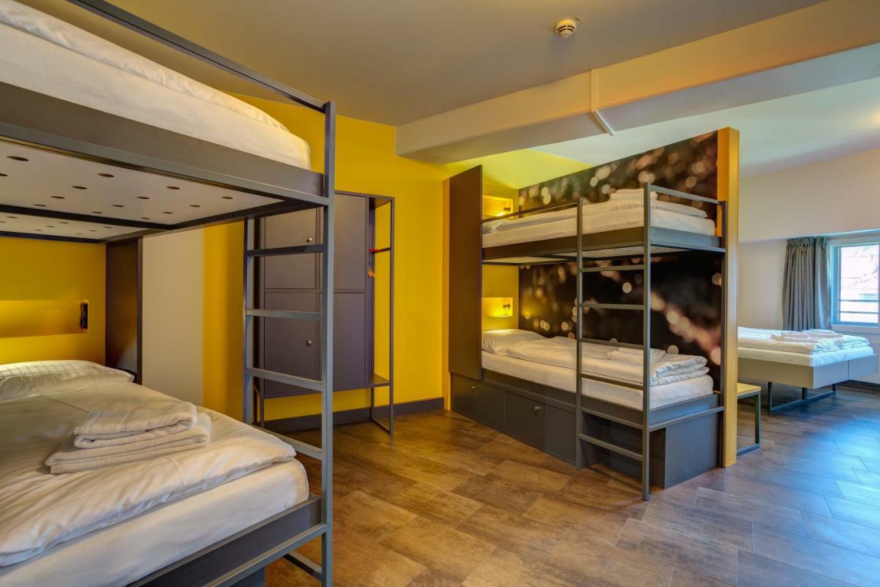 Meininger Hotel Muenchen Olympiapark Esterno foto